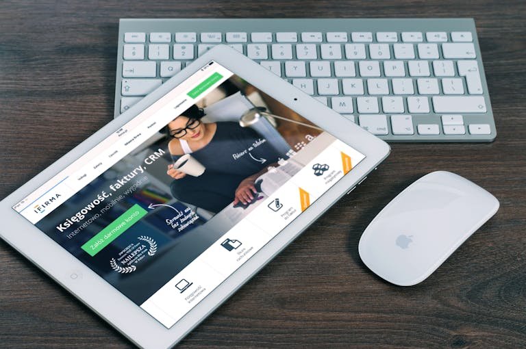 Pourquoi un site web professionnel est indispensable en 2026